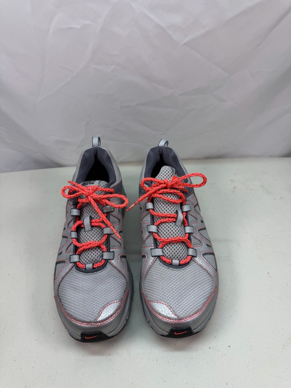Nike Air Alvord 10 Trail Running Shoes Women’s Size 10 Gray Red 512038‑002